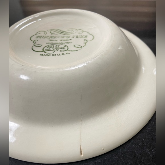 Vintage 1950's Blue soup/salad bowl - Picture 5 of 5